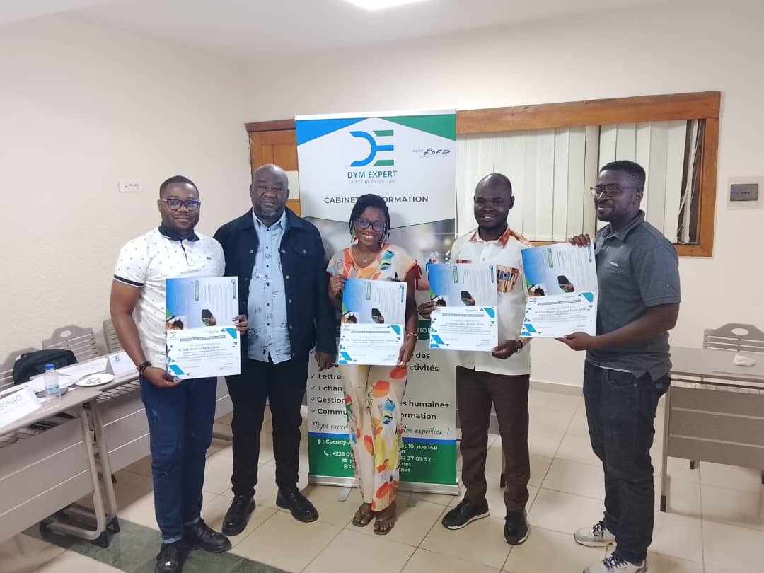 Formation et remise de certificat aux agents de SIKA tenue du 09 au 11 février 2026 à Kay Center sur le thème : Maîtriser les étapes d&rsquo;une vente réussir